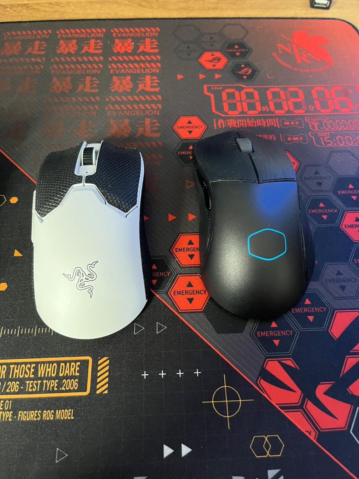 Cooler Master MM731 Gaming-Maus Wireless Weiß 59g 16000DPI