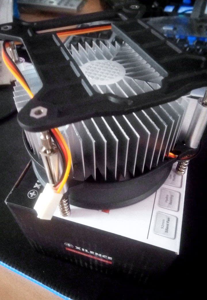 Xilence I200 CPU Kühler 92mm Top Blow 65W