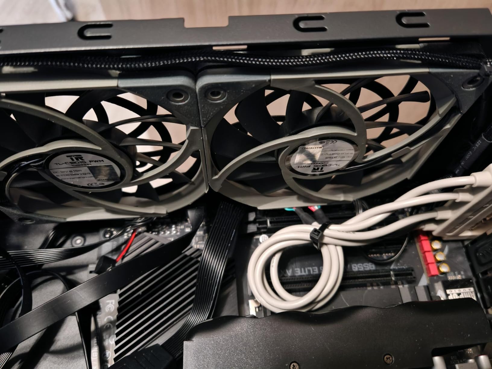 SilverStone Grandia GD11 HTPC-Gehäuse Dual-Kammer schwarz