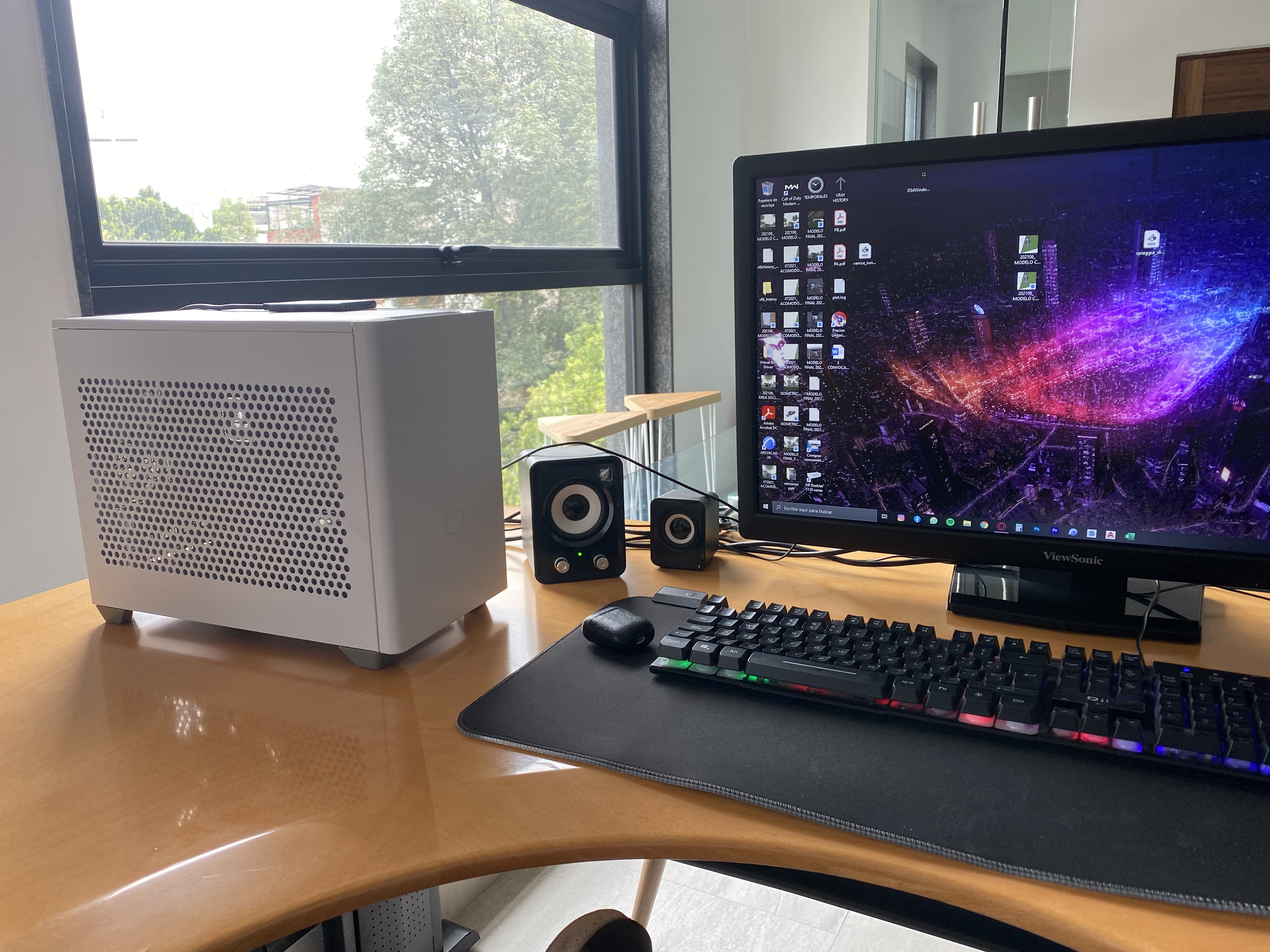 Cooler Master NR200 Mini-ITX Gehäuse Weiß Belüftet Triple-Slot