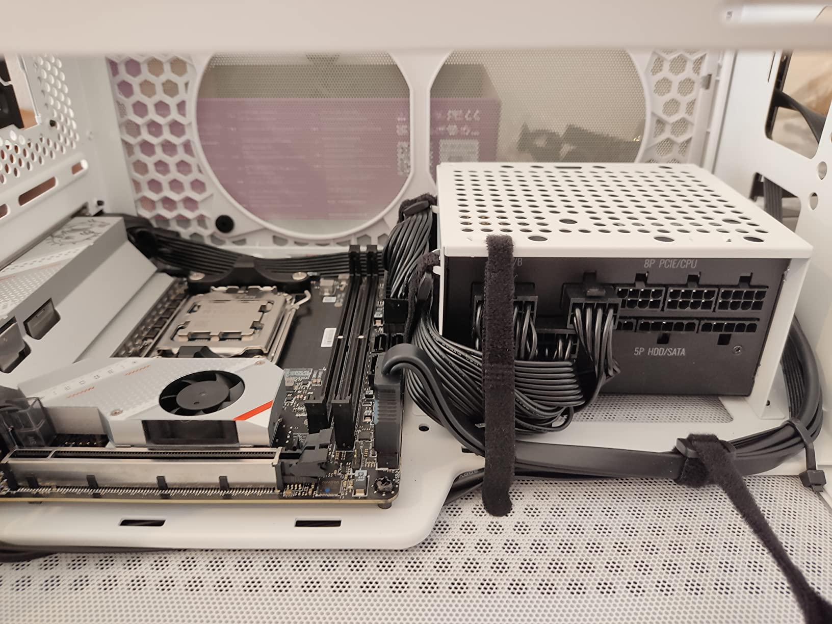 Cooler Master MasterBox NR200P Mini-ITX Gehäuse schwarz