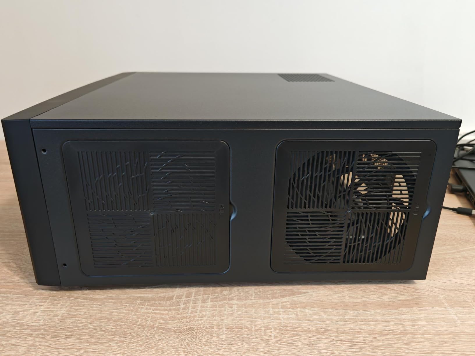 SilverStone Grandia GD11 HTPC-Gehäuse Dual-Kammer schwarz