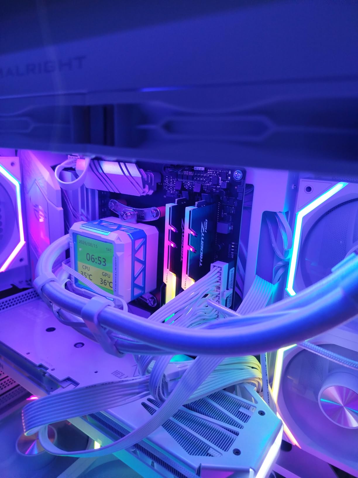 GAMEMAX N80 WH Midi Tower PC-Gehäuse weiß Panoramaglas