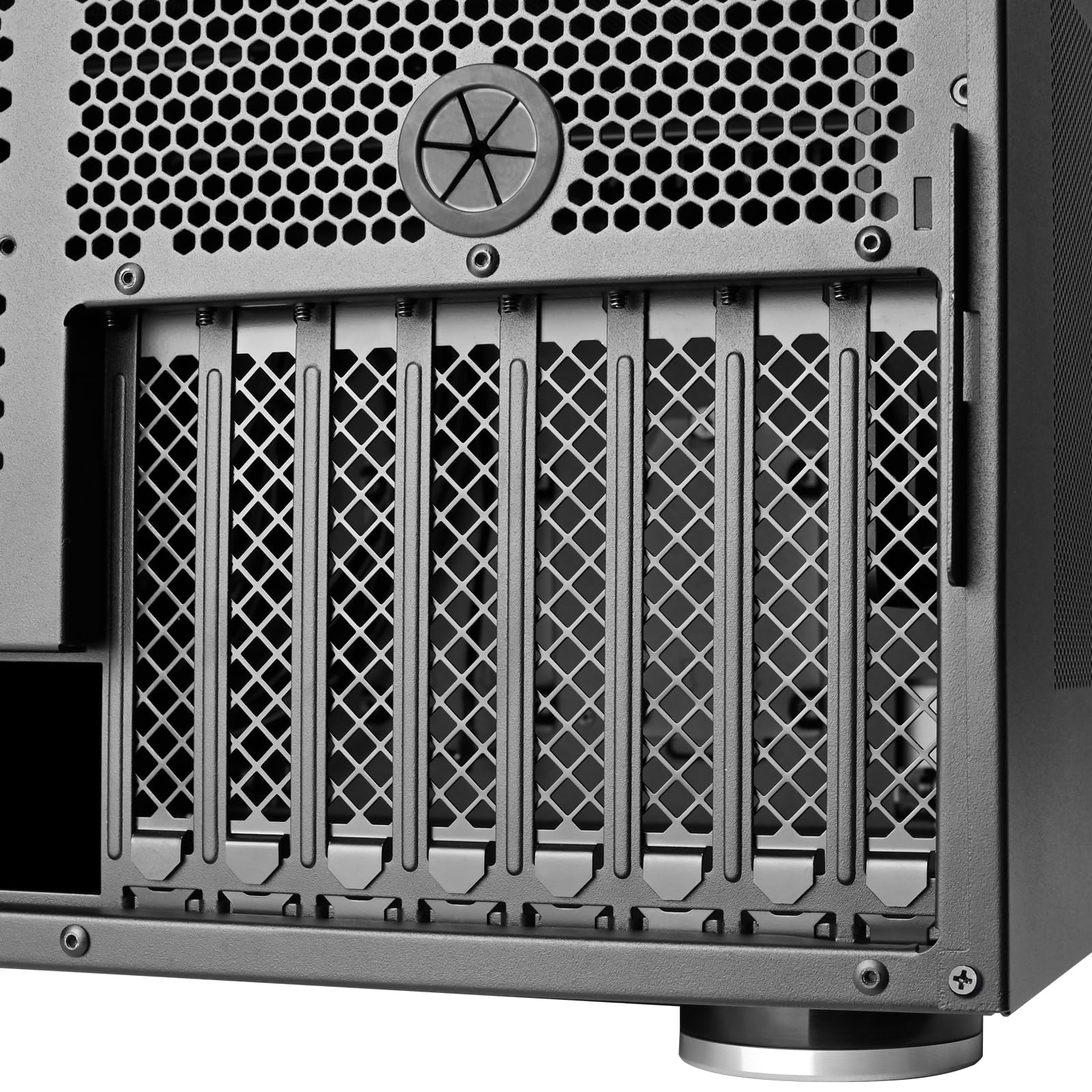 SilverStone Crown CW04TB HTPC-Gehäuse Alu 360 mm Radiator