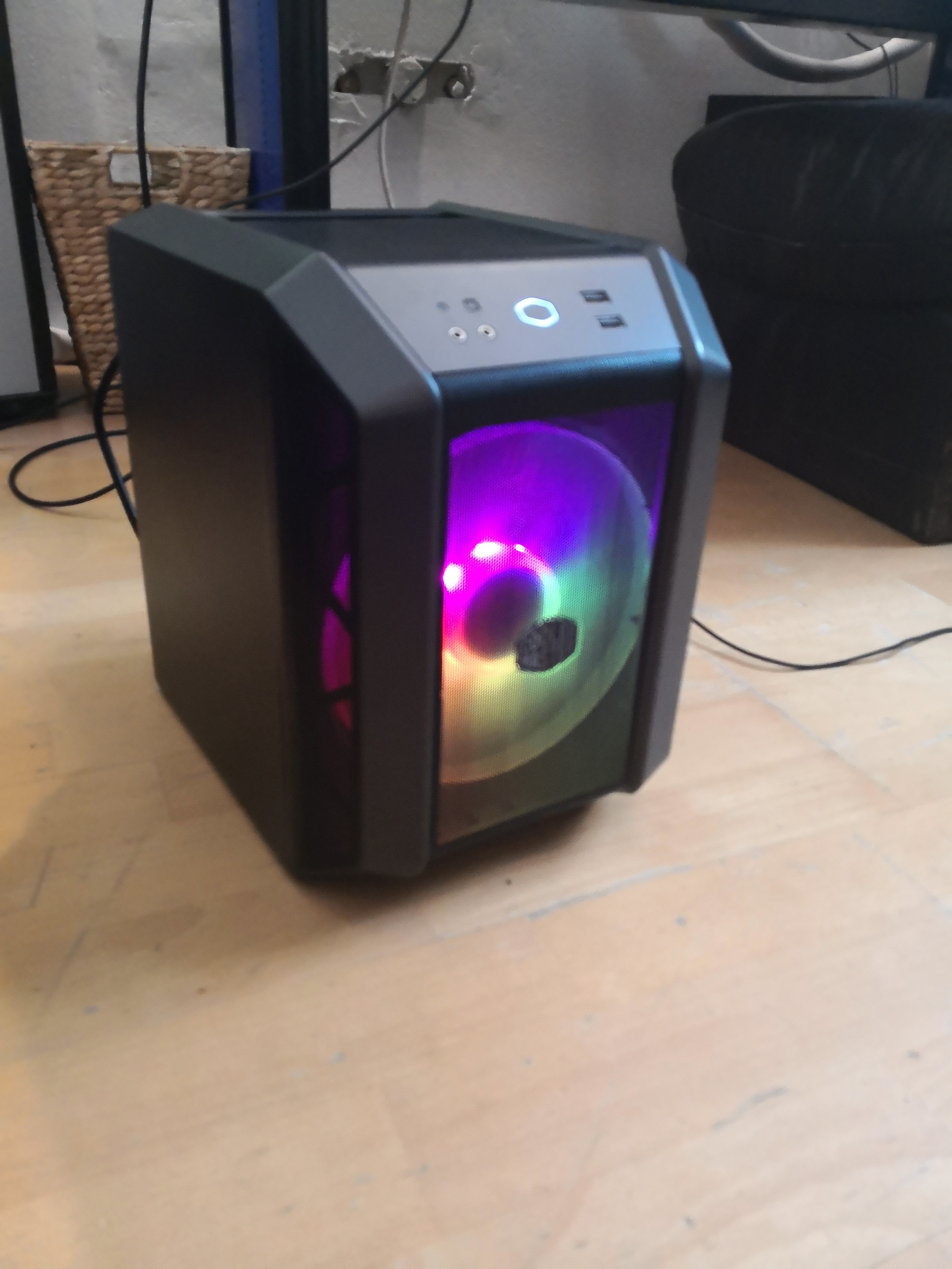 Cooler Master MasterCase H100 Mesh ARGB Mini-ITX Gehäuse