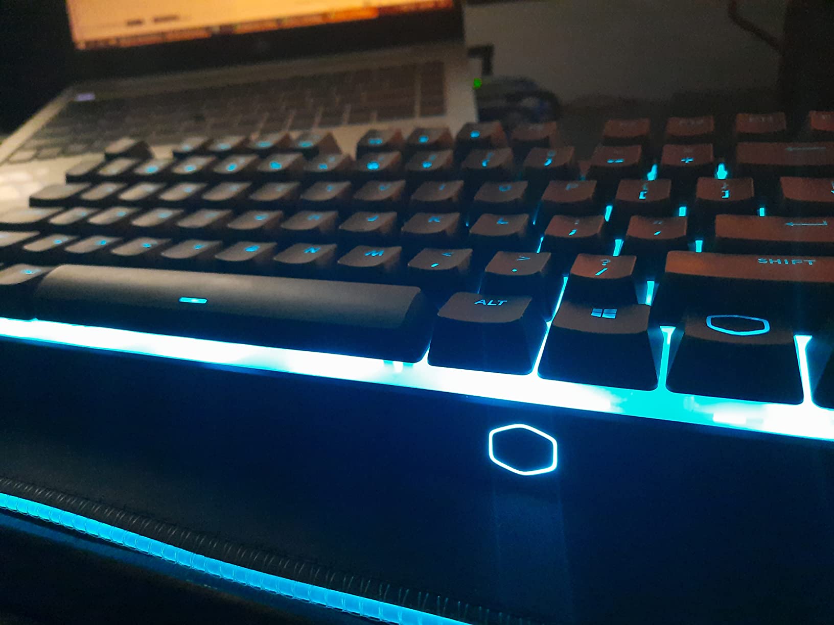 Cooler Master MS110 Tastatur Maus Set RGB DE Layout QWERTZ