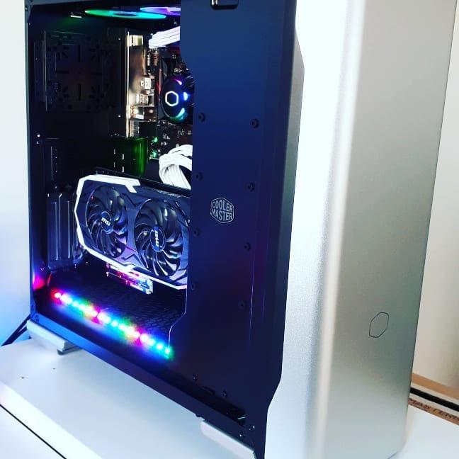 Cooler Master MasterCase SL600M Alu-Gehäuse vertikal