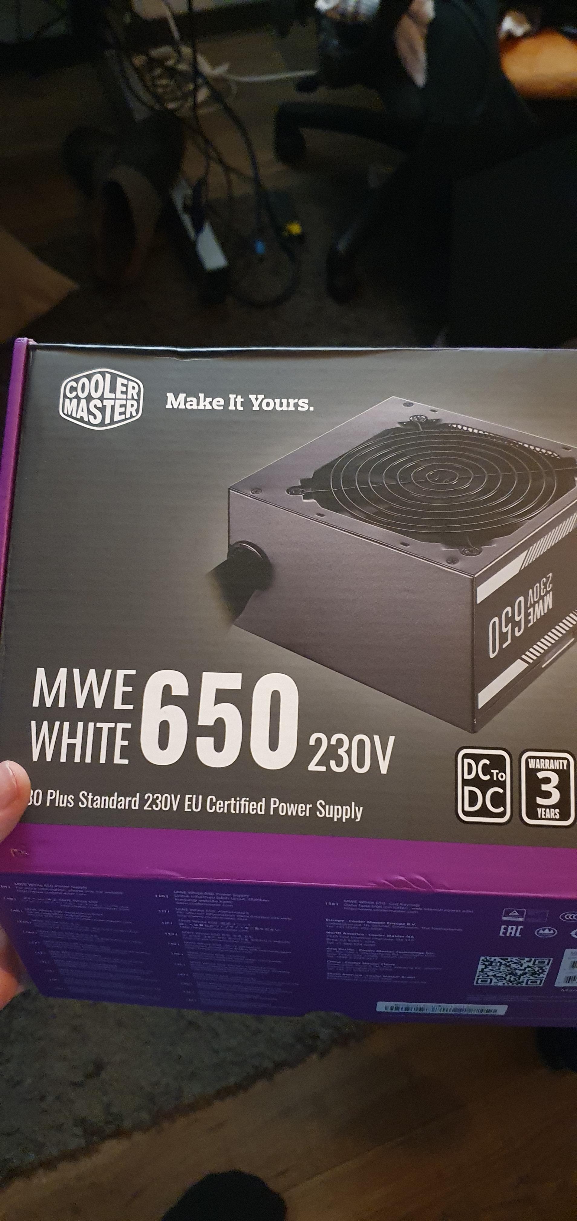 Cooler Master MWE 650 Netzteil 650W White 230V ATX