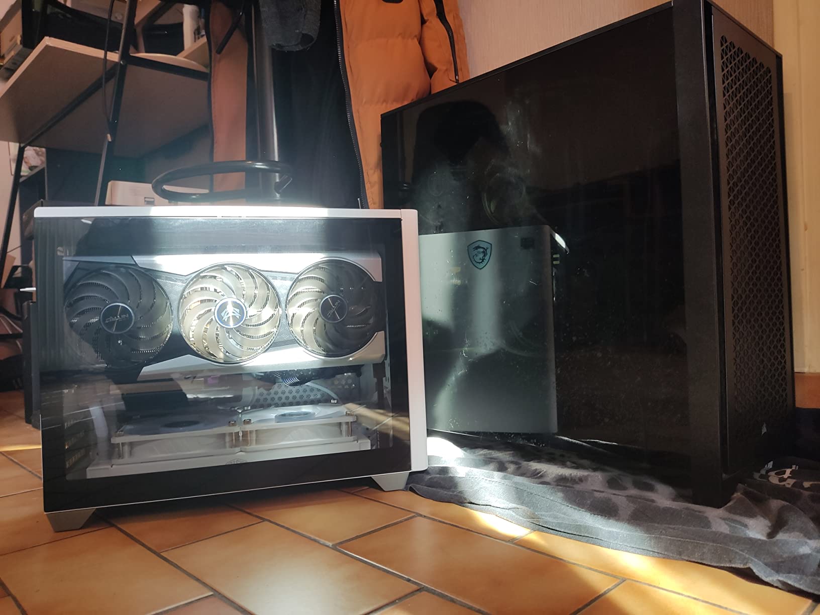 Cooler Master MasterBox NR200P Mini-ITX Gehäuse schwarz