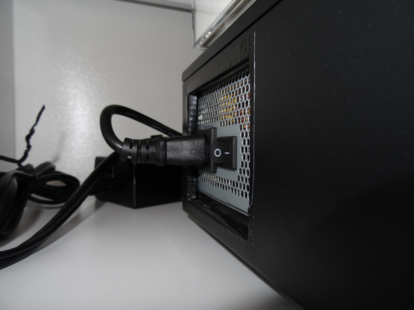 SilverStone Milo ML05B Mini-ITX Gehpdeuse schwarz 7 Liter