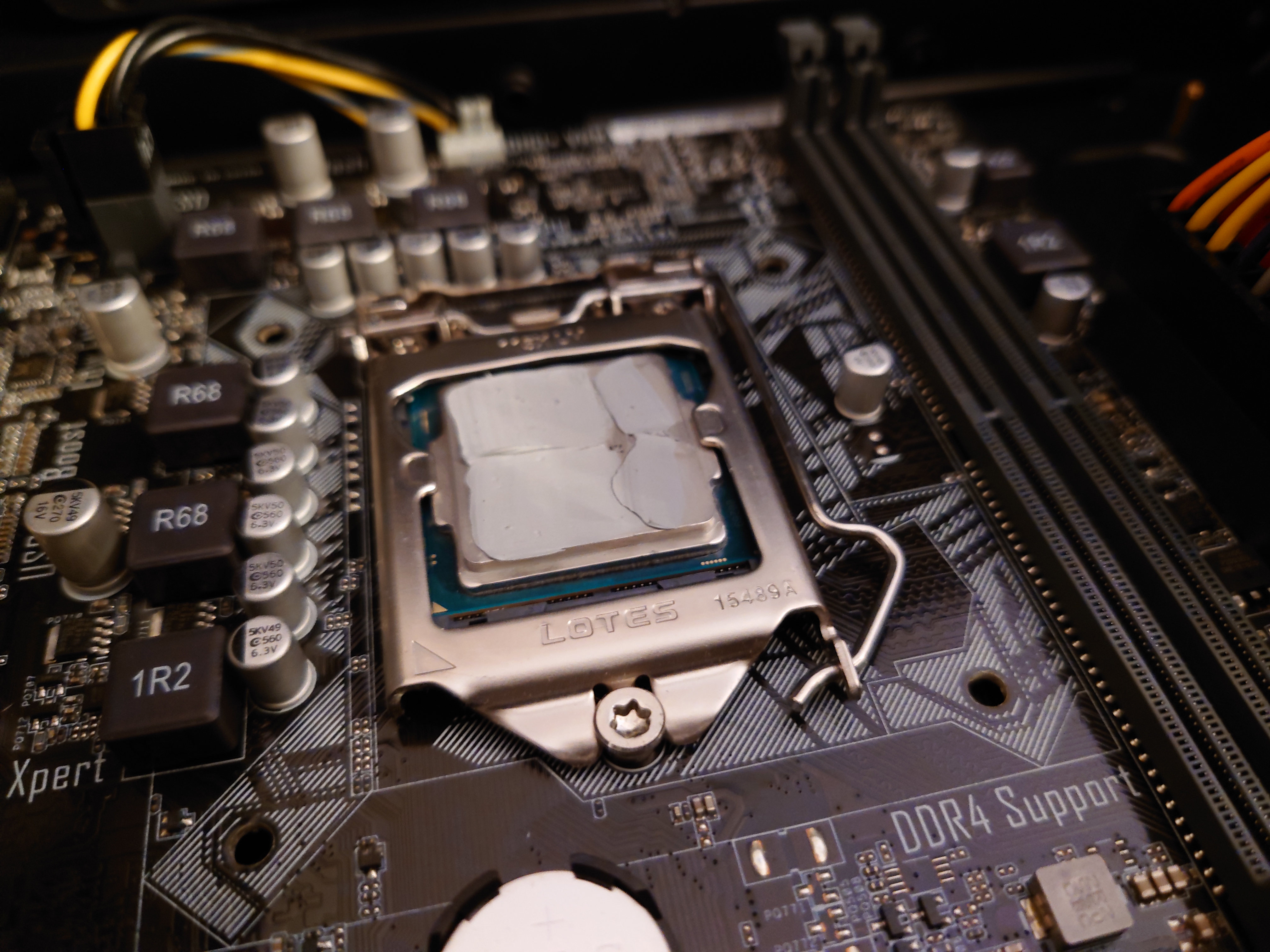 Cooler Master MasterGel Maker Wärmeleitpaste 11 W/mK 4 ml
