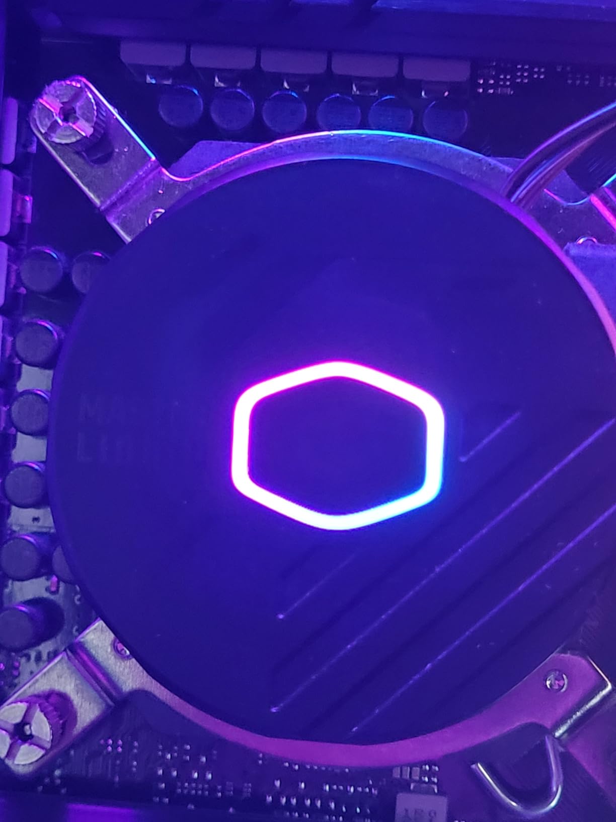 Cooler Master MasterLiquid 240L Core ARGB Wasserkühlung 240mm