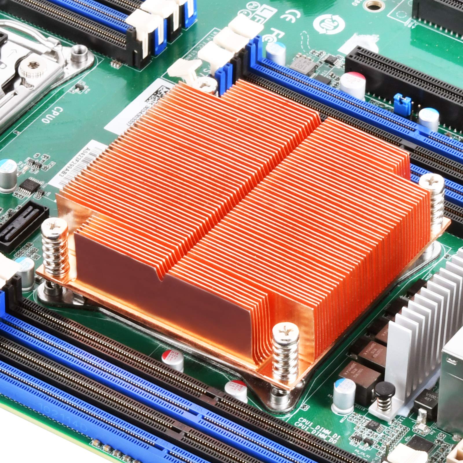 SilverStone XE01-2011 CPU-Kühler passiv 26mm Kupfer