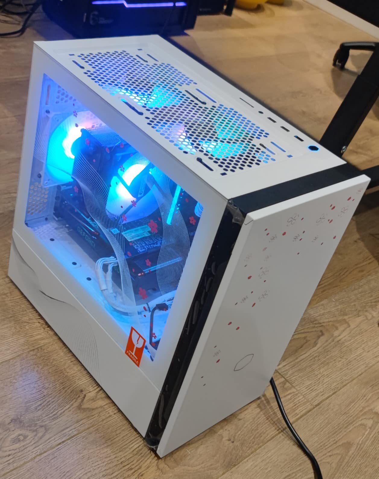 Cooler Master Silencio S400 Sakura Mini-Tower Gehäuse weiß