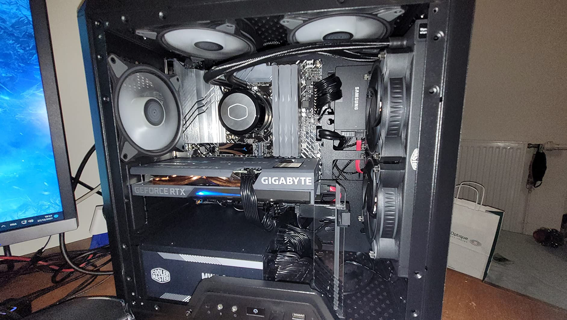 Cooler Master MasterBox Q300L PC Gehäuse Micro-ATX Fenster