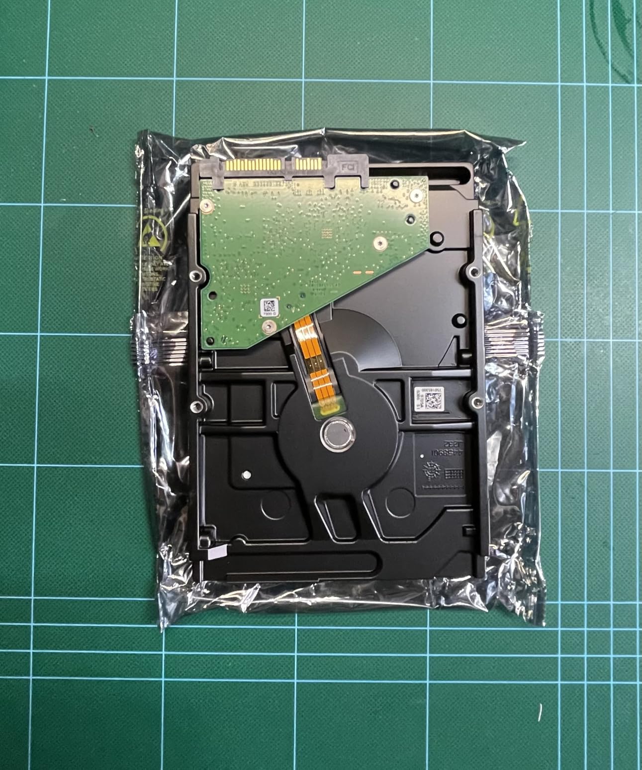 Seagate IronWolf ST2000VNZ03 NAS-Festplatte 2TB CMR