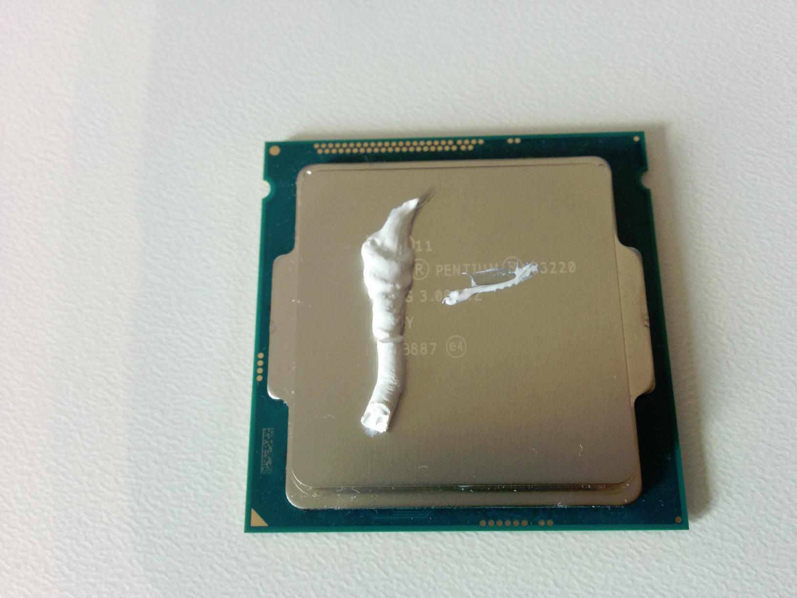 Cooler Master HTK-002-U1-GP Wärmeleitpaste grau hohe Leitfähigkeit