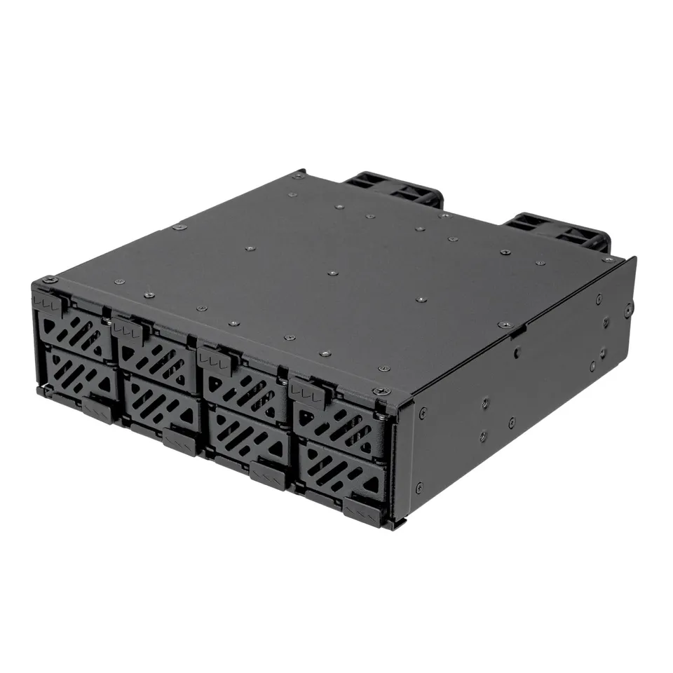 SilverStone FSM08-MS 5,25" 8-Bay M.2 SSD Gehäuse NVMe