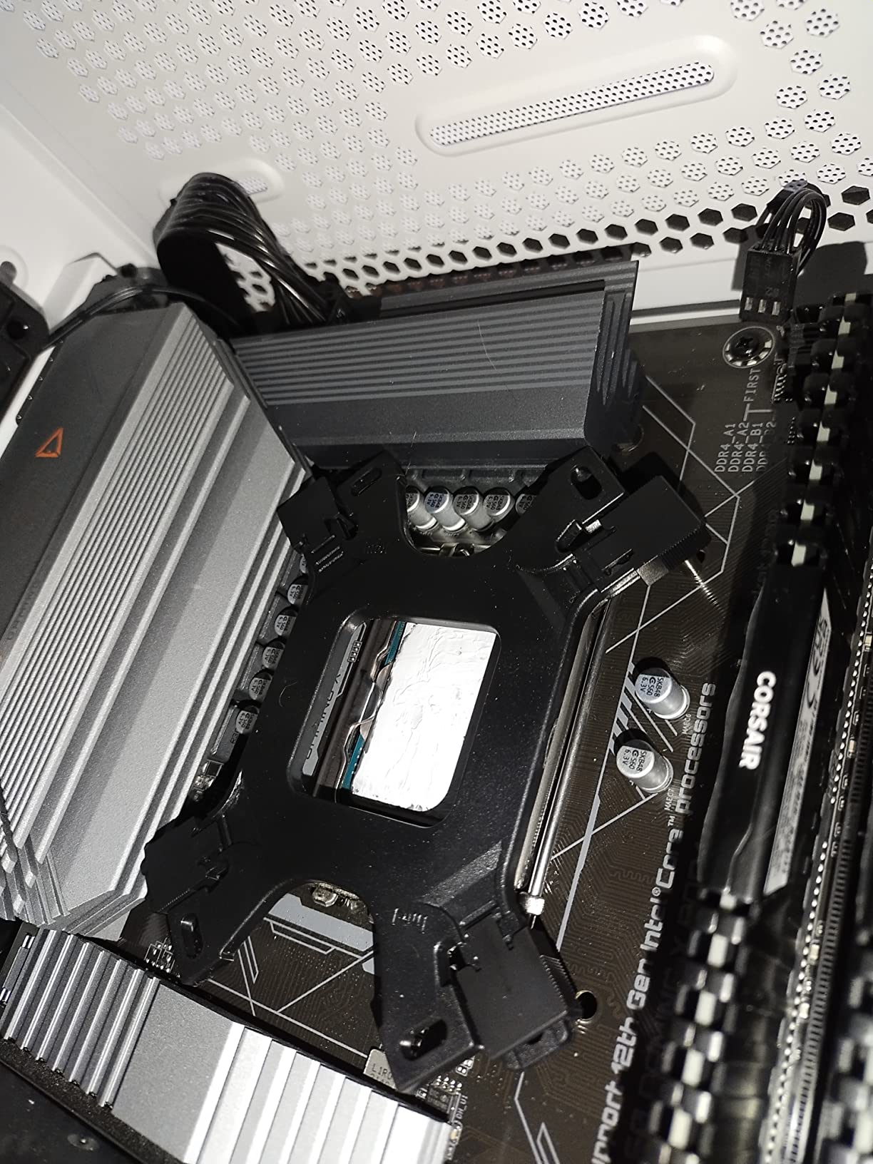 Cooler Master Hyper H411R CPU-Kühler Low-Profile White LED