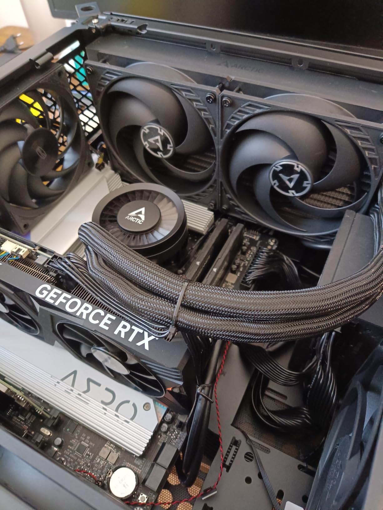 Cooler Master Qube 500 Flatpack PC-Gehäuse ATX schwarz