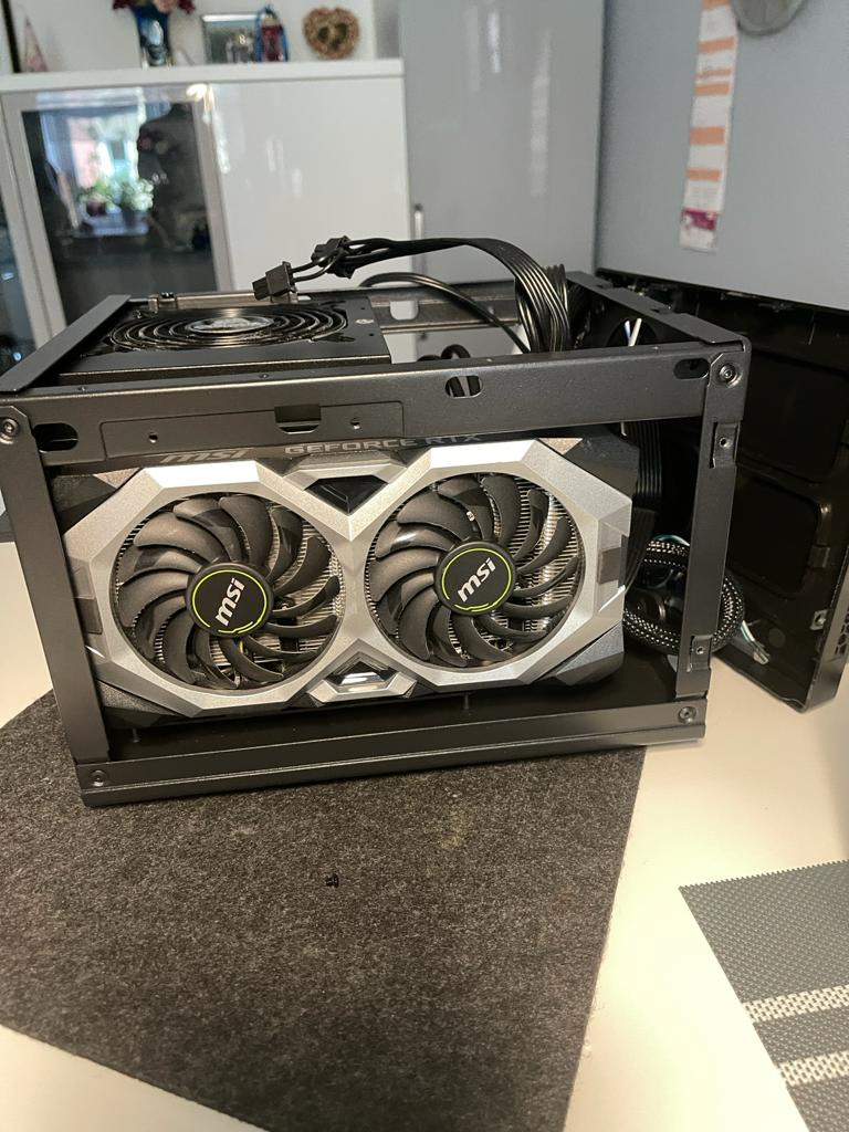 SilverStone Sugo SG13B-Q Mini-ITX Gehäuse schwarz Cube