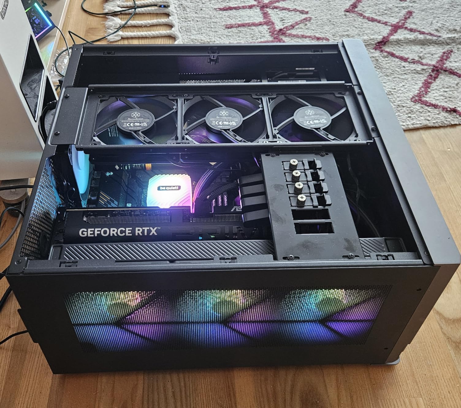SilverStone Crown CW04TB HTPC-Gehäuse Alu 360 mm Radiator