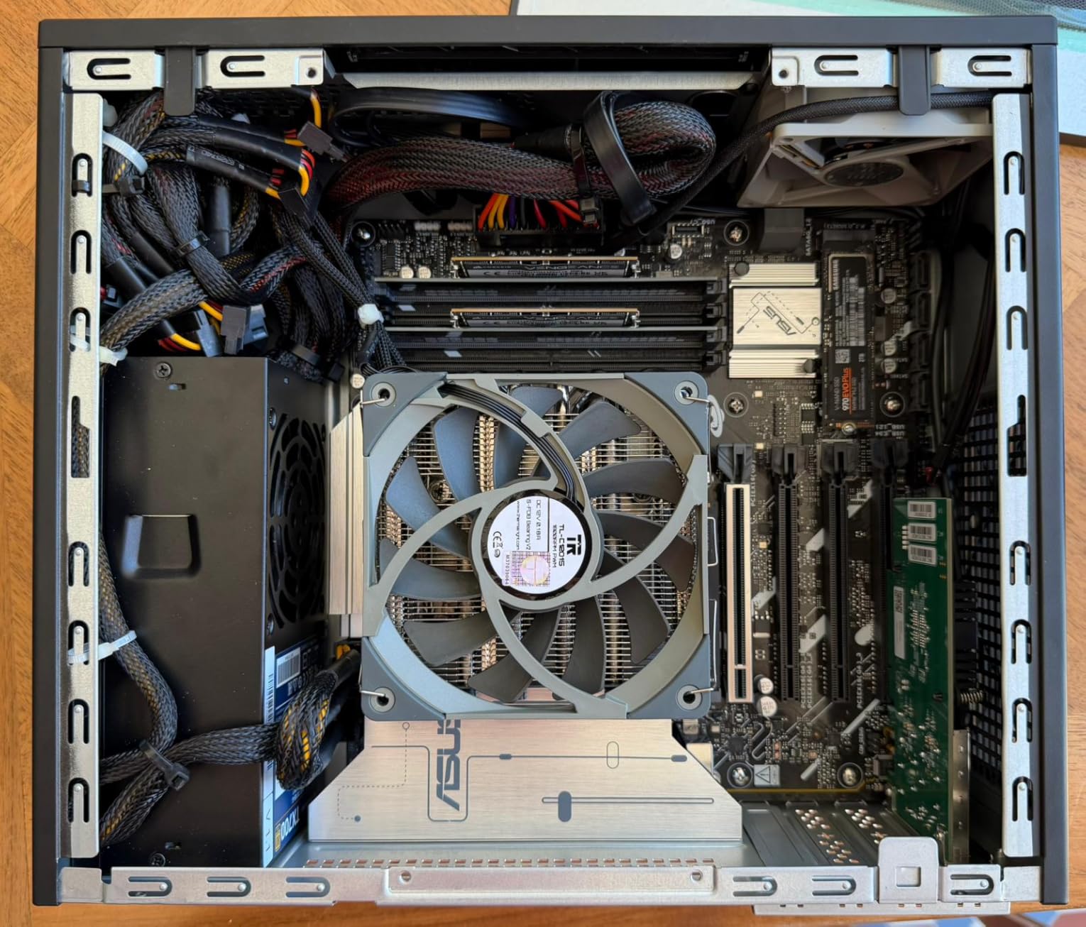 SilverStone MILO ML11 Desktop-Gehäuse Micro-ATX Weiß 10L