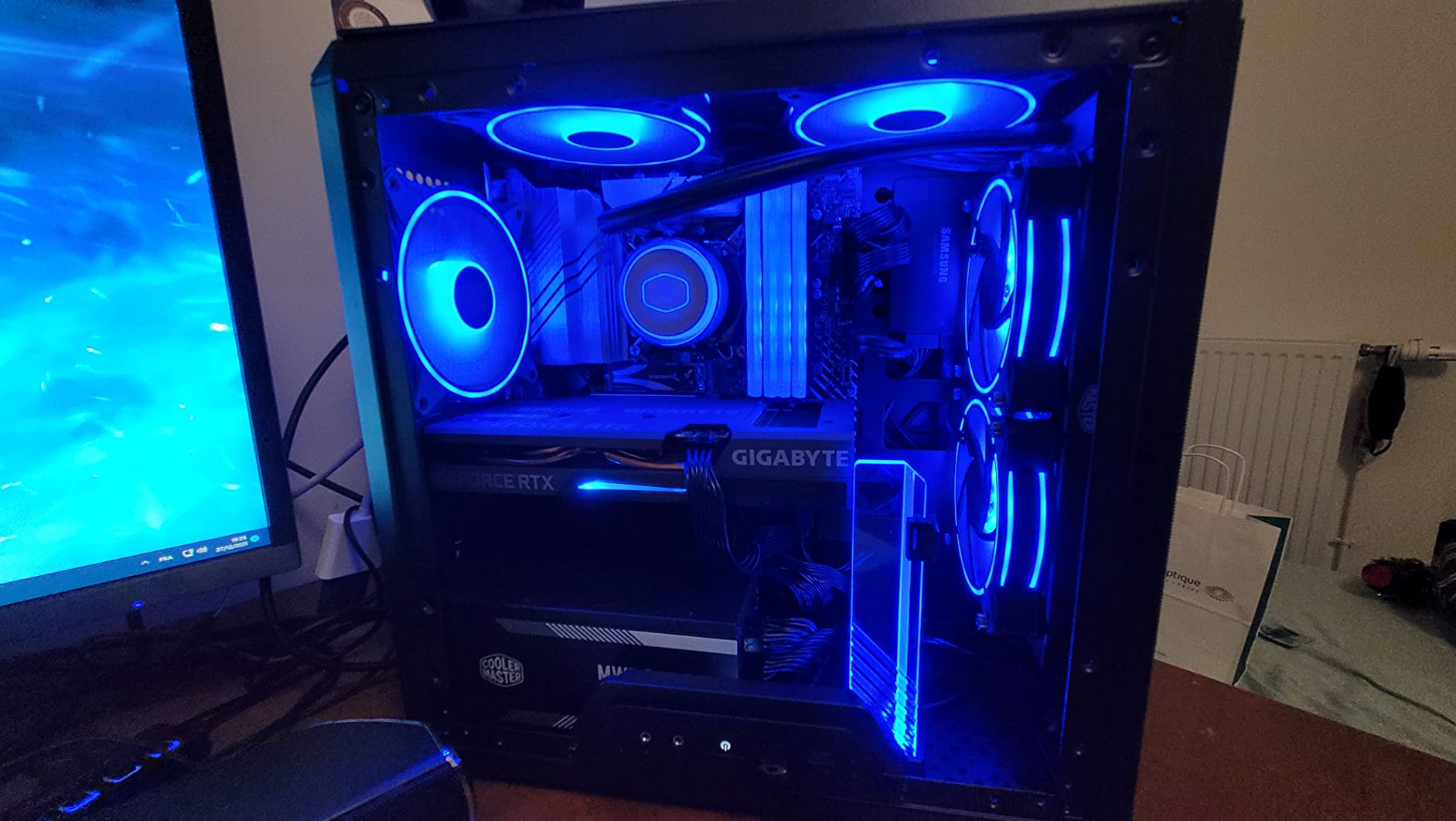 Cooler Master MasterBox Q300L PC Gehäuse Micro-ATX Fenster