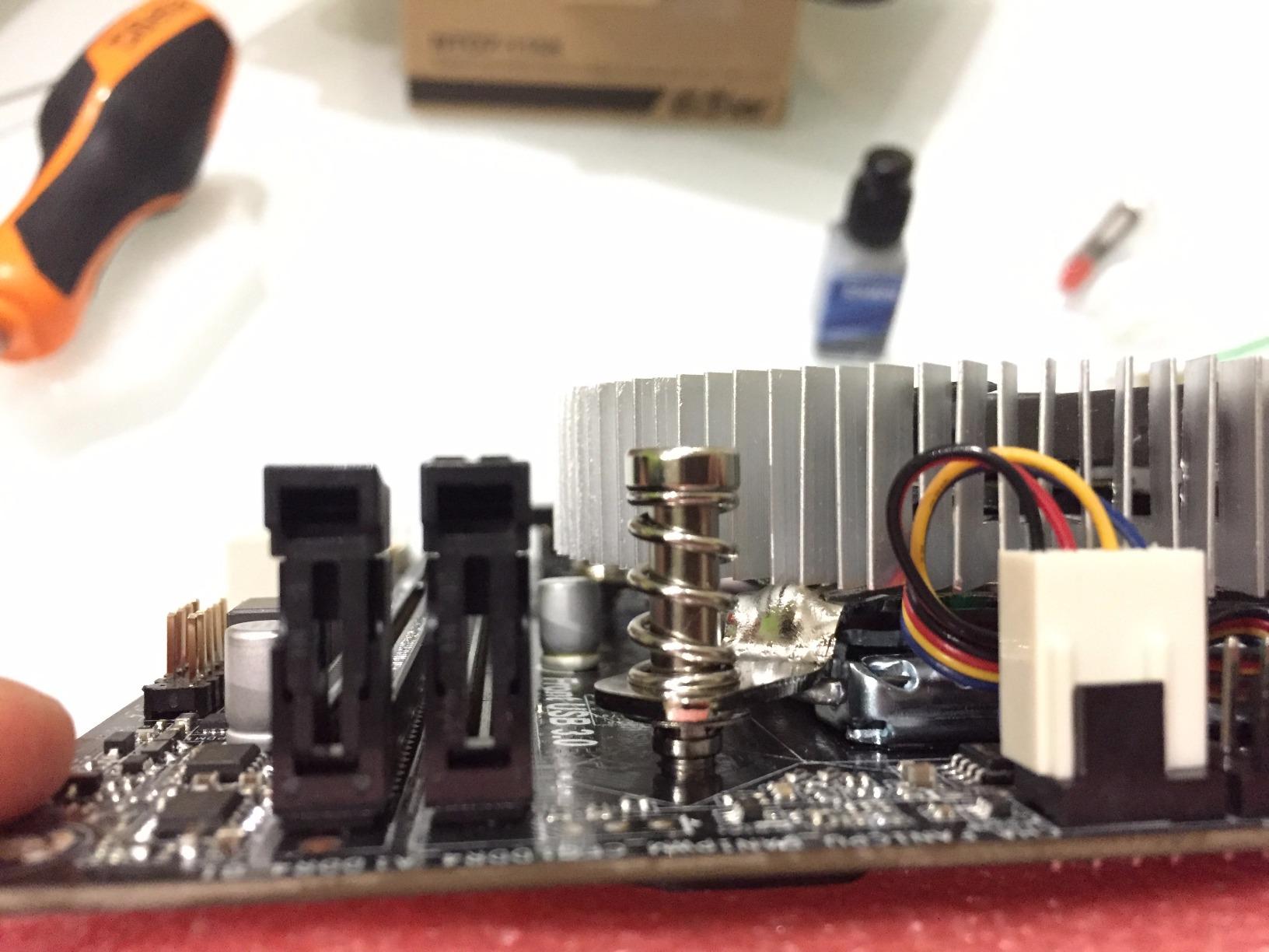 SilverStone Nitrogon NT07-115X CPU-Kühler Low-Profile 80mm