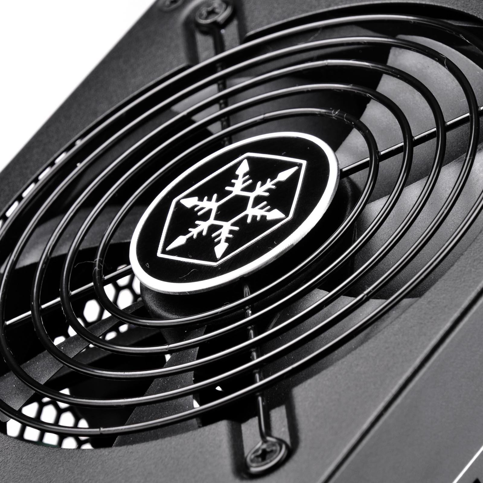 SilverStone Strider SST-ST85F-PT Netzteil 850W Platinum