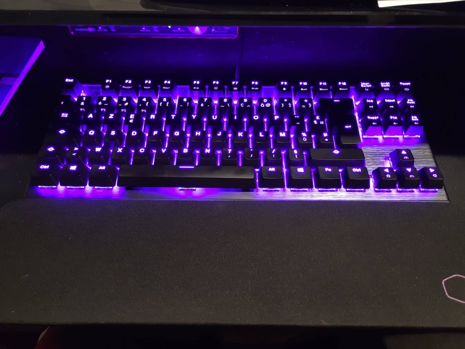 Cooler Master CK530 V2 CK-530-GKTR1-FR Gaming-Tastatur rot
